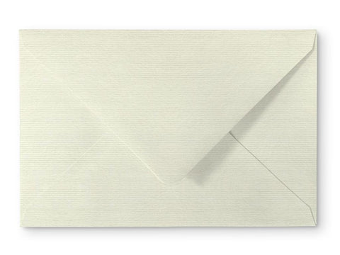 Busta rettangolare cm 12x18  in cartoncino Mille Righe Bianco