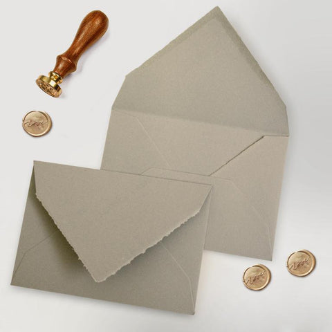 Busta in carta d' Amalfi tortora formato cm 12x18 circa – Inviti