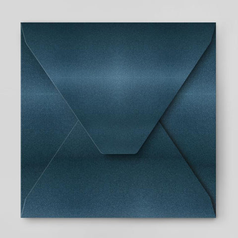 Busta quadrata cm 15,3x15,3 in cartoncino Metal Blu scuro